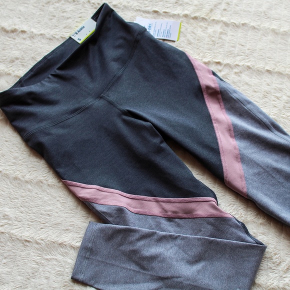 Old Navy Pants - NWT Old Navy Gym Leggings